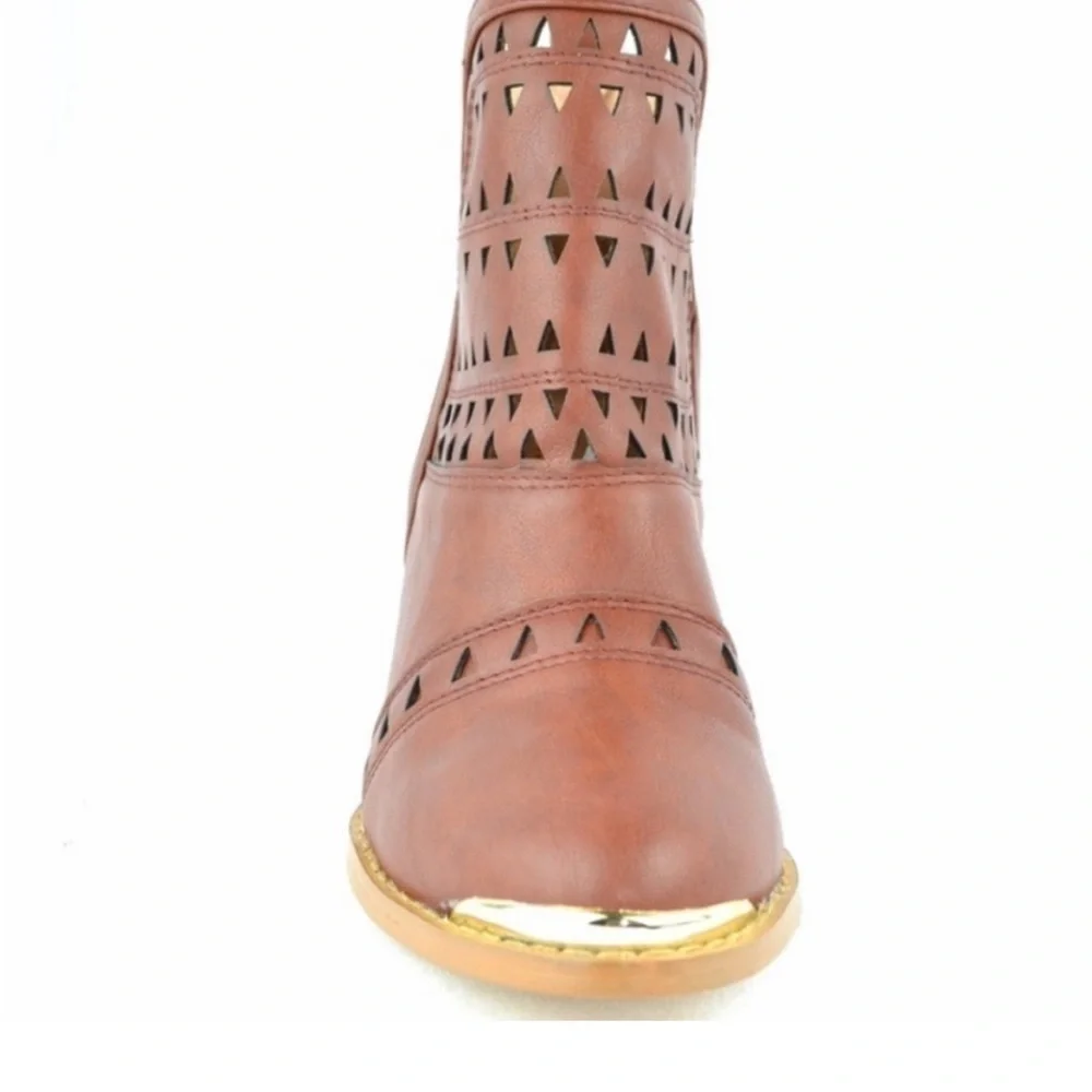 Chase + Chloe Coddy Ankle Bootie Boots Shoes